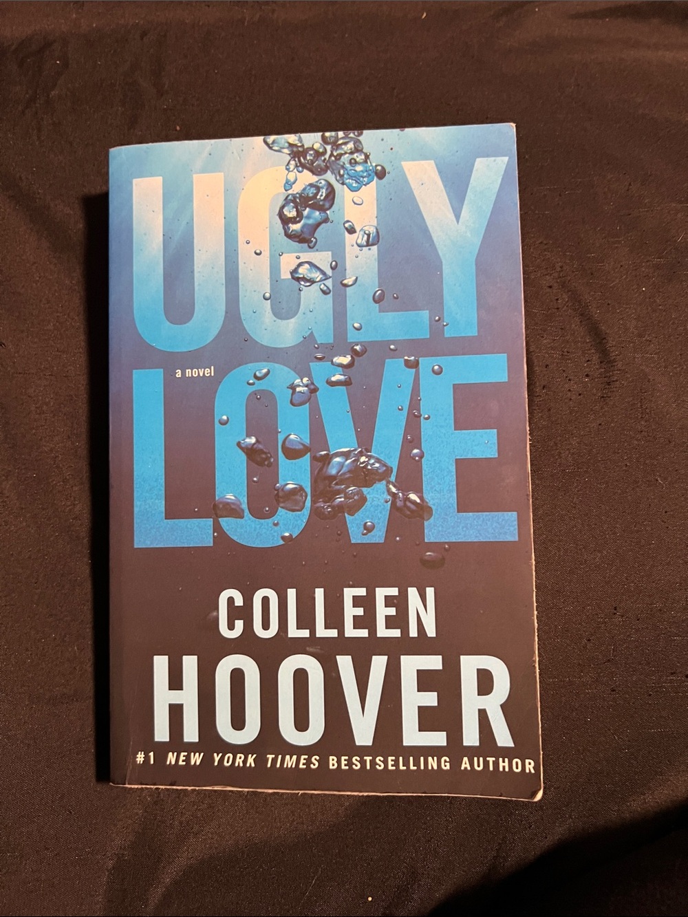 Ugly Love by - Colleen Hoover